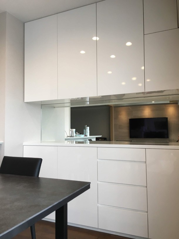 �ǖʎ��[�I�[�_�[�Ƌ�